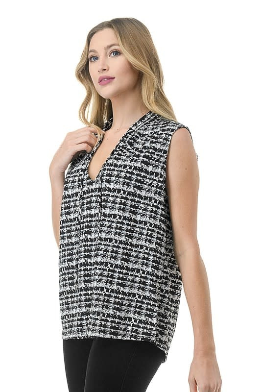 Clara V-Neck Sleeveless Top - Black