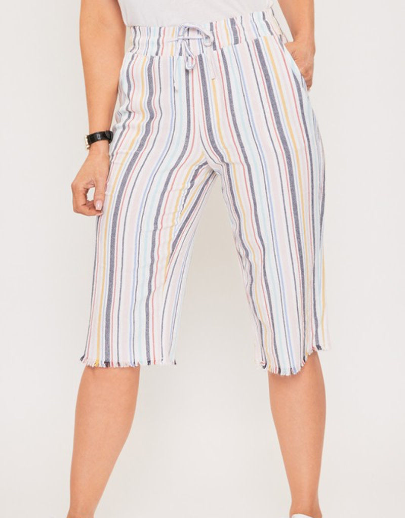 Missy Petite Linen Capri With Fray Hem - Multi