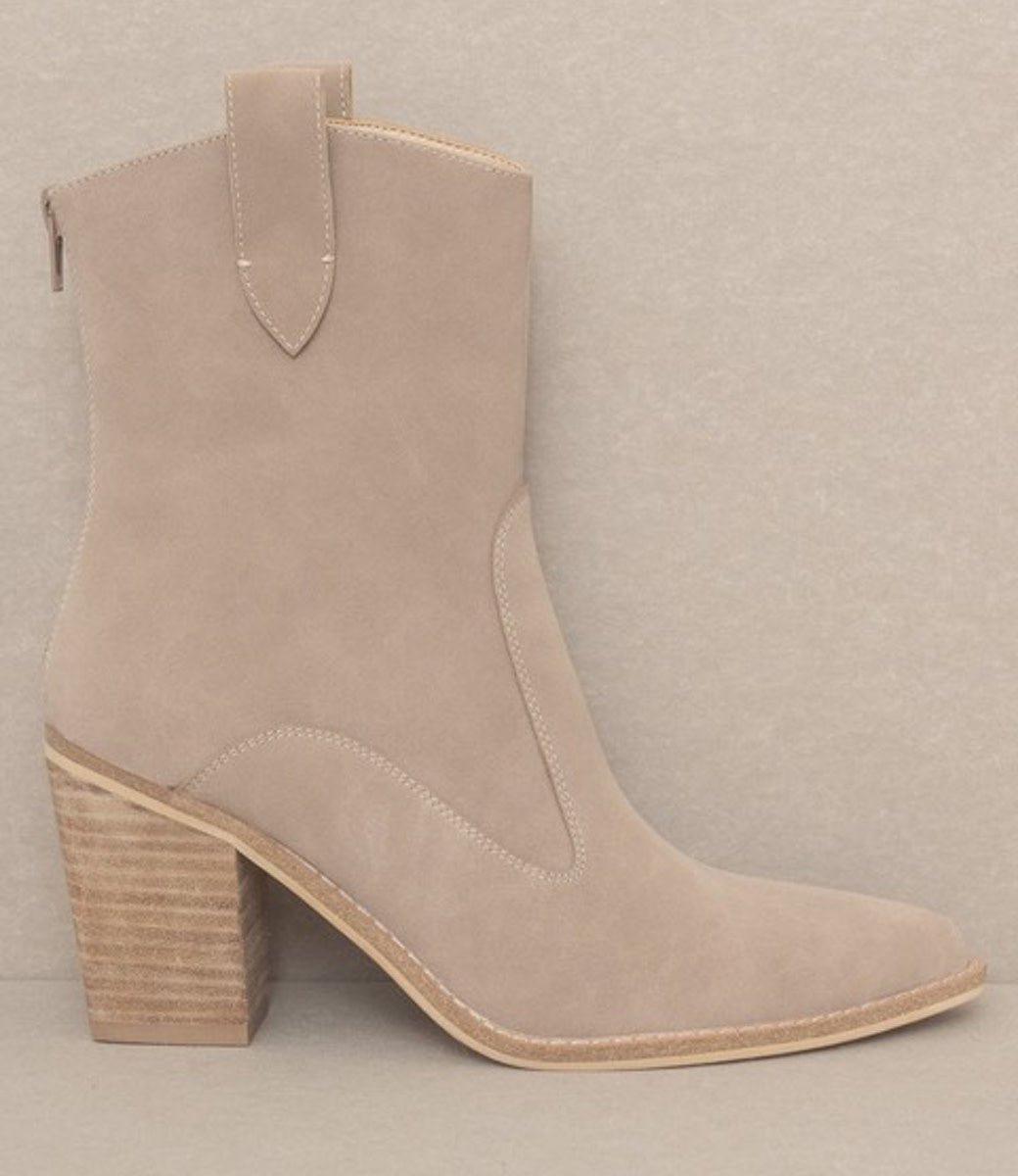 Tara Two Paneled Western Boots