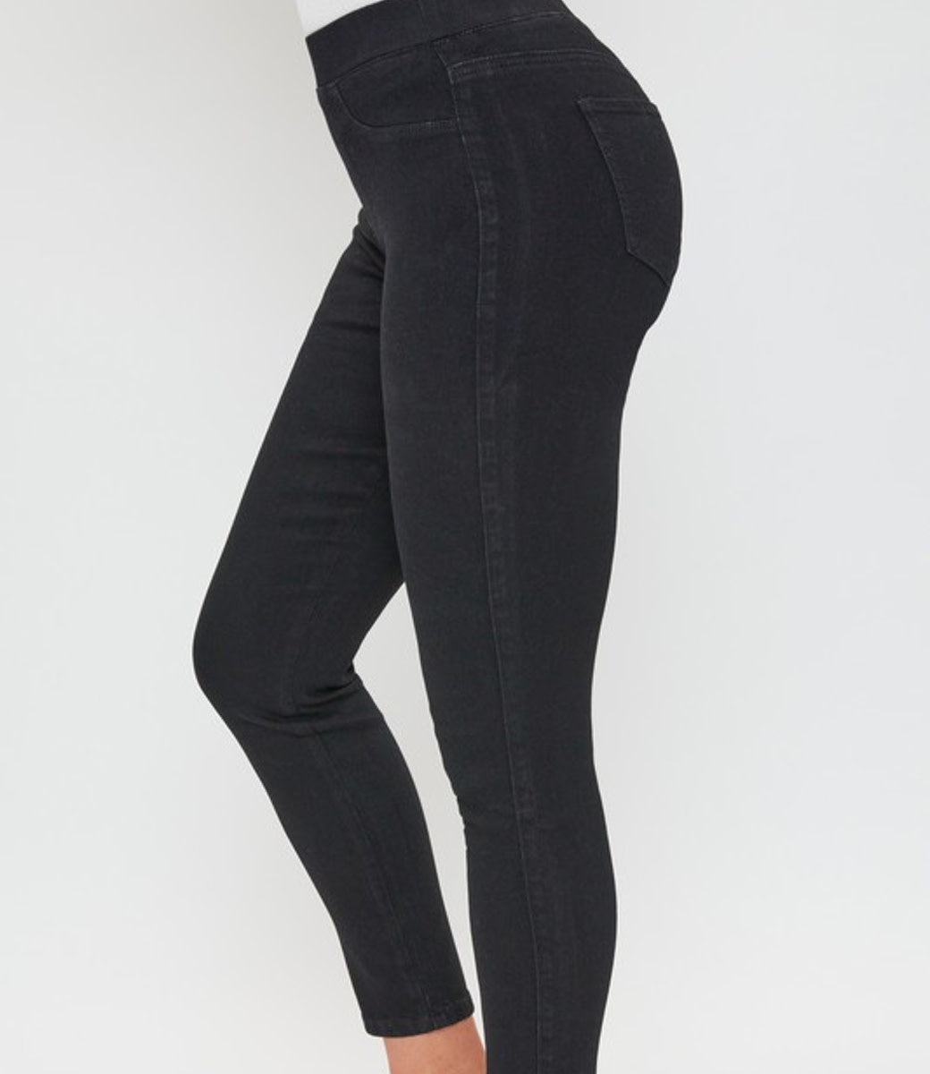 Petite High Rise Jegging - Black