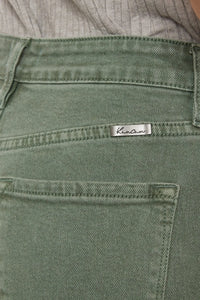 4854ff0e-6e85-4058-8c78-fffd11441415-Max