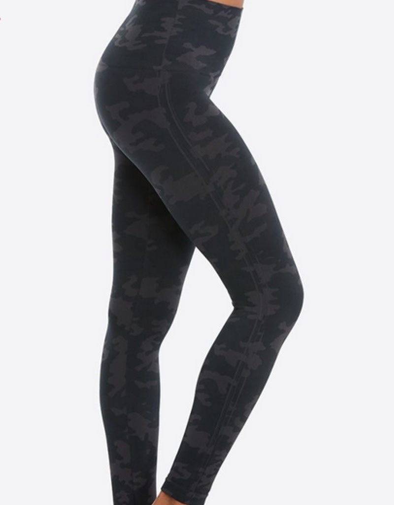 Look at Me Now Seamless SPANX Leggings - Camo