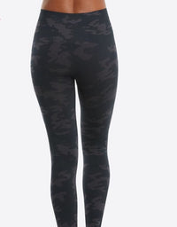 Look at Me Now Seamless SPANX Leggings - Camo