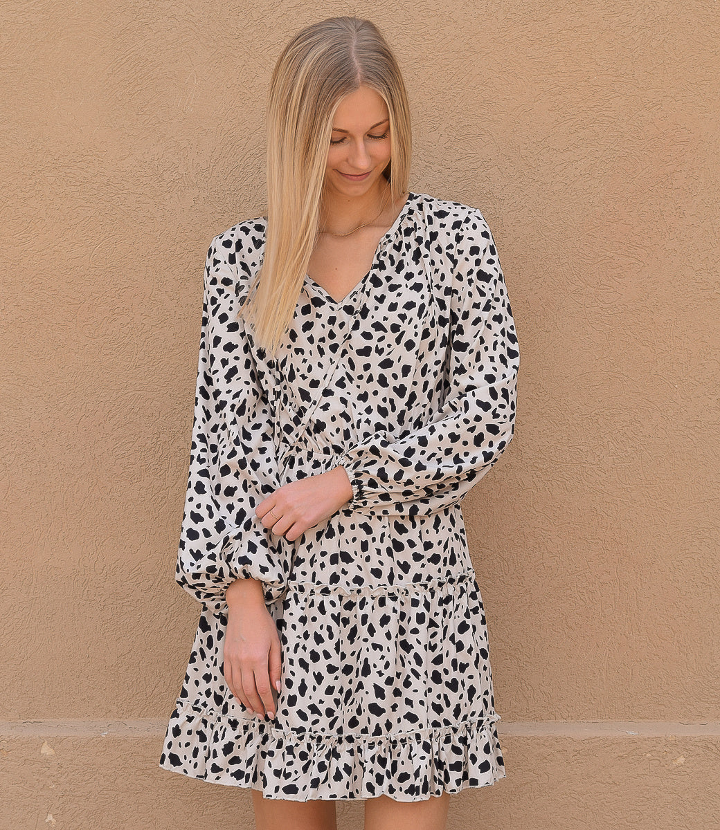 Leopard V Neck Long Sleeves Dress - Beige