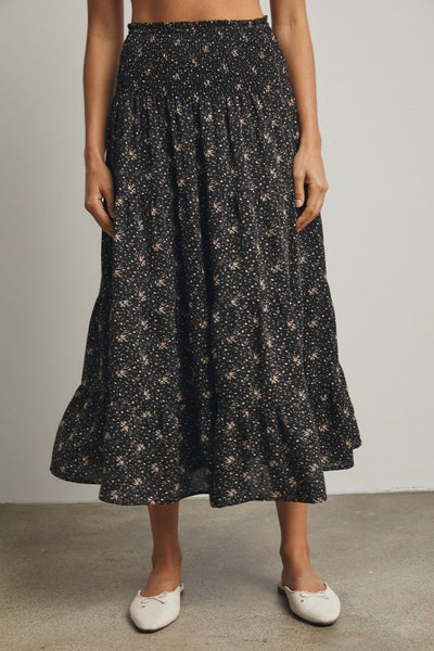 Floral Tiered Front Slit Midi Skirt: Black/Mocha