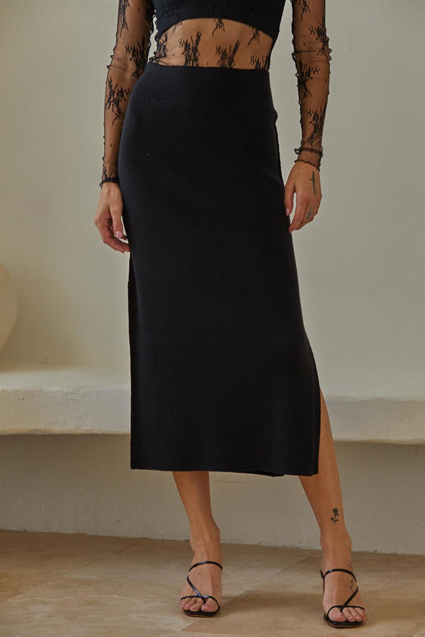 Que Sera Sera Skirt: Black