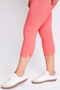 Women's Hyperstretch Pull On Capri