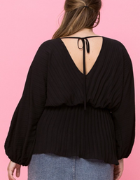Solid Pleated Silky Fabric Top
