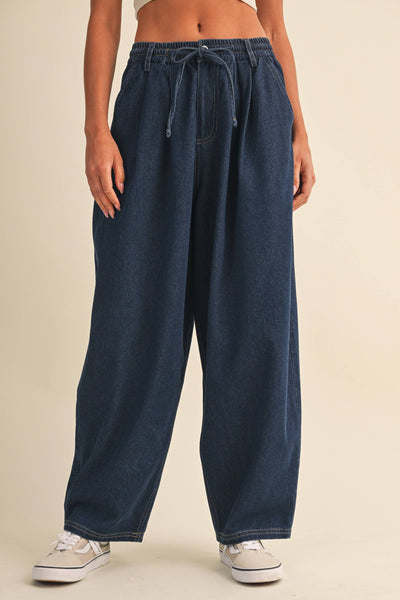 DENIM ELASTIC WAIST RELAXED FIT BALLOON PANTS: DK DENIM