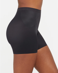 Thinstincts 2.0 Girl Short - Very Black